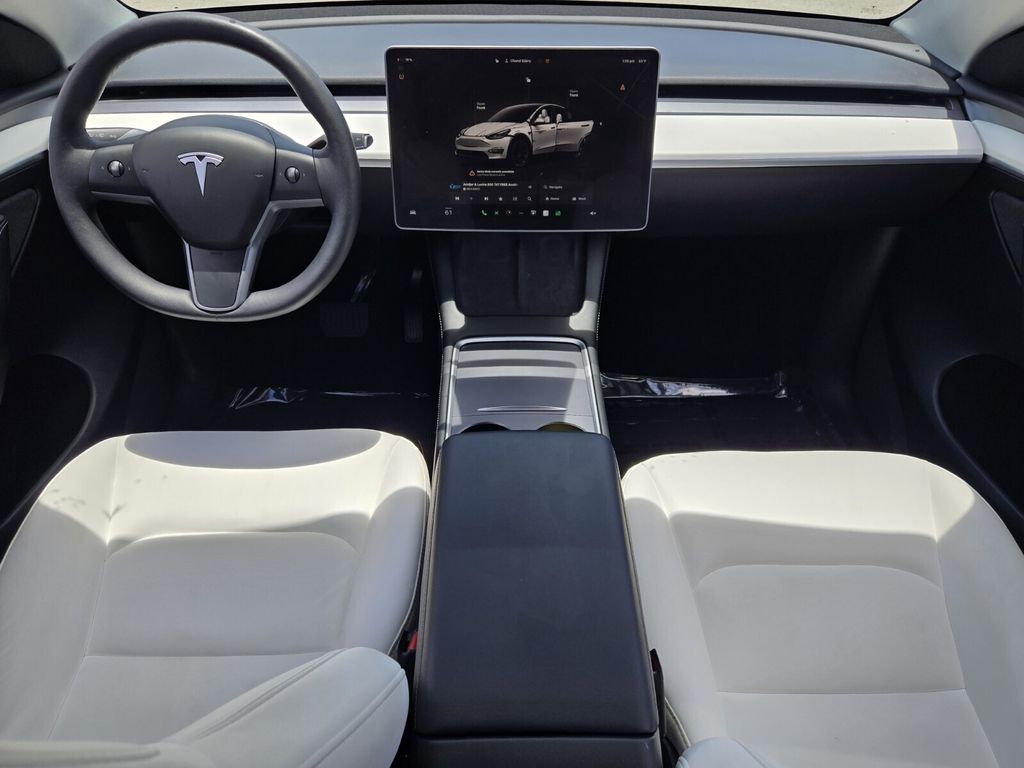 2022 Tesla Model Y Long Range - Photo 12