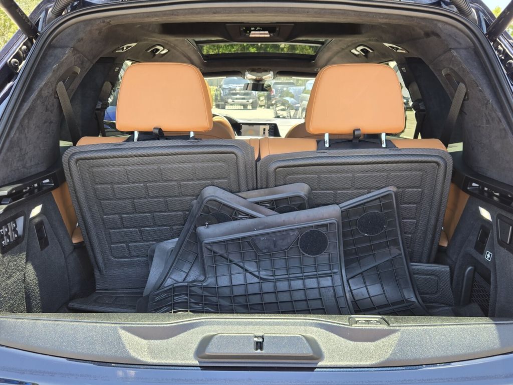 2022 BMW X7 40i - Photo 14