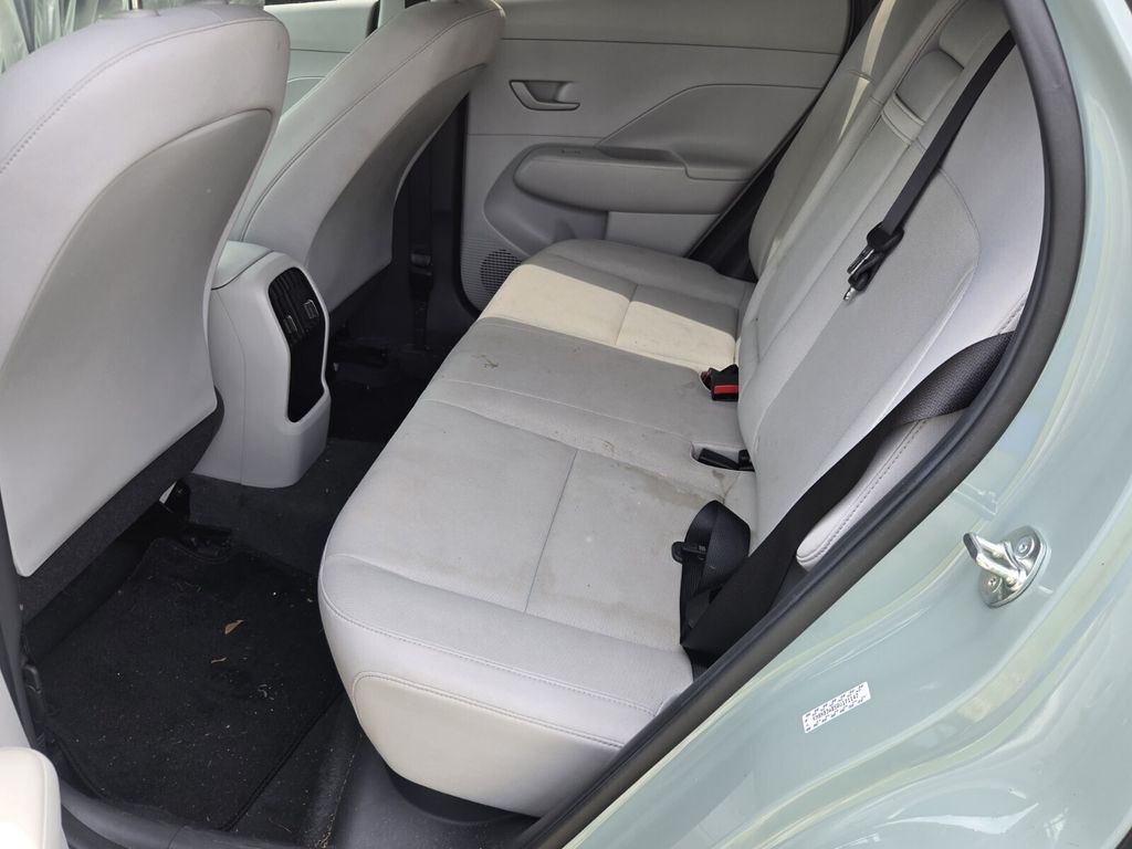 2024 Hyundai Kona SEL - Photo 6
