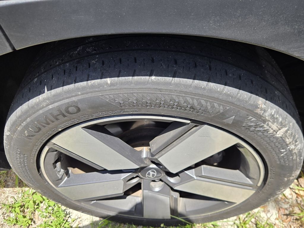 2024 Hyundai Santa Fe Limited - Photo 10