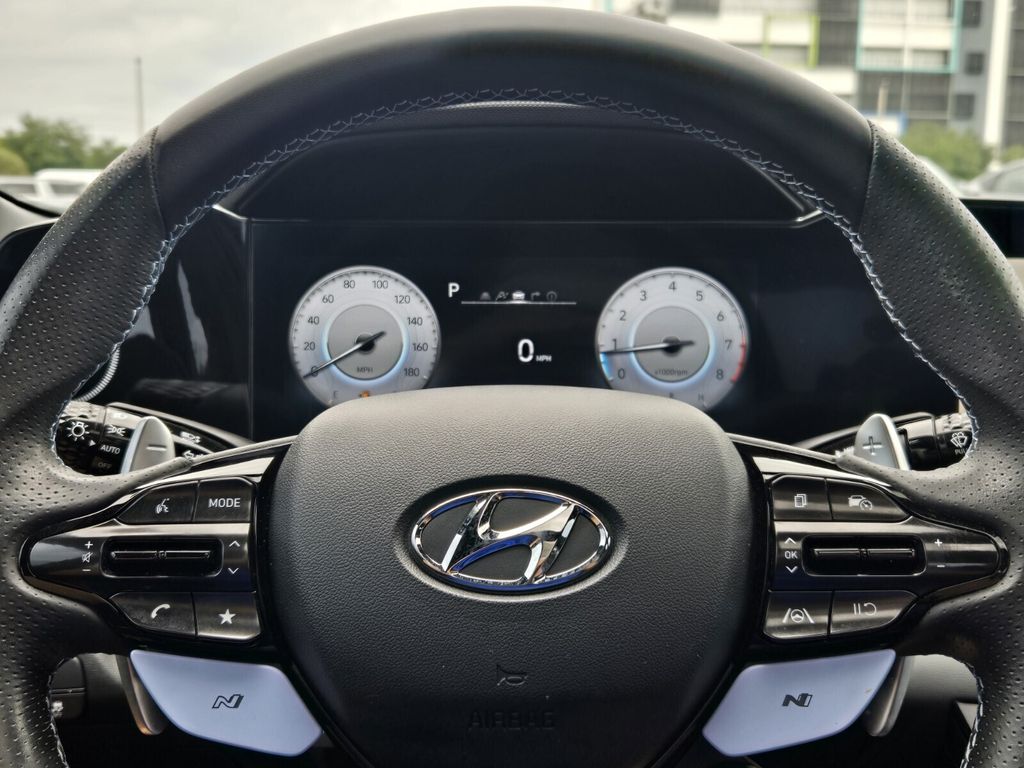 2023 Hyundai Elantra N - Photo 23
