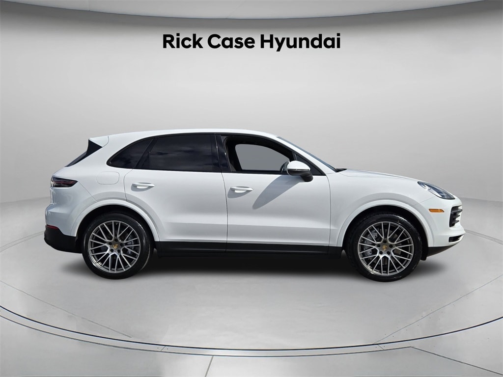 Used 2022 Porsche Cayenne Platinum Edition SUV