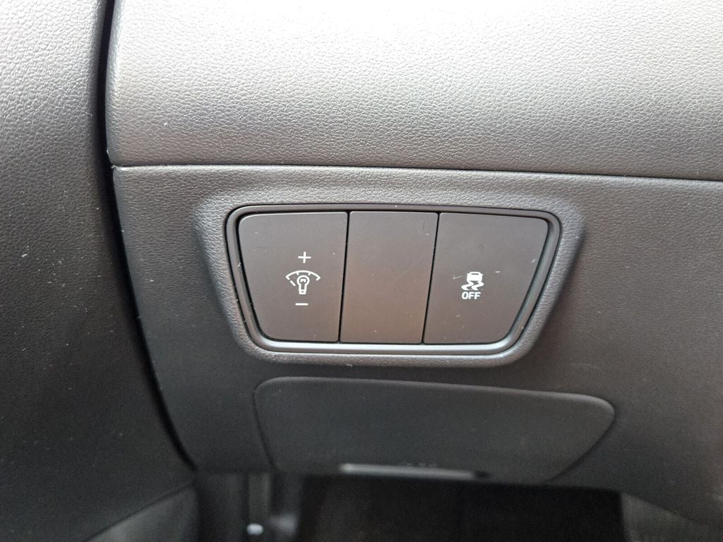 2024 Hyundai Tucson SE - Photo 28
