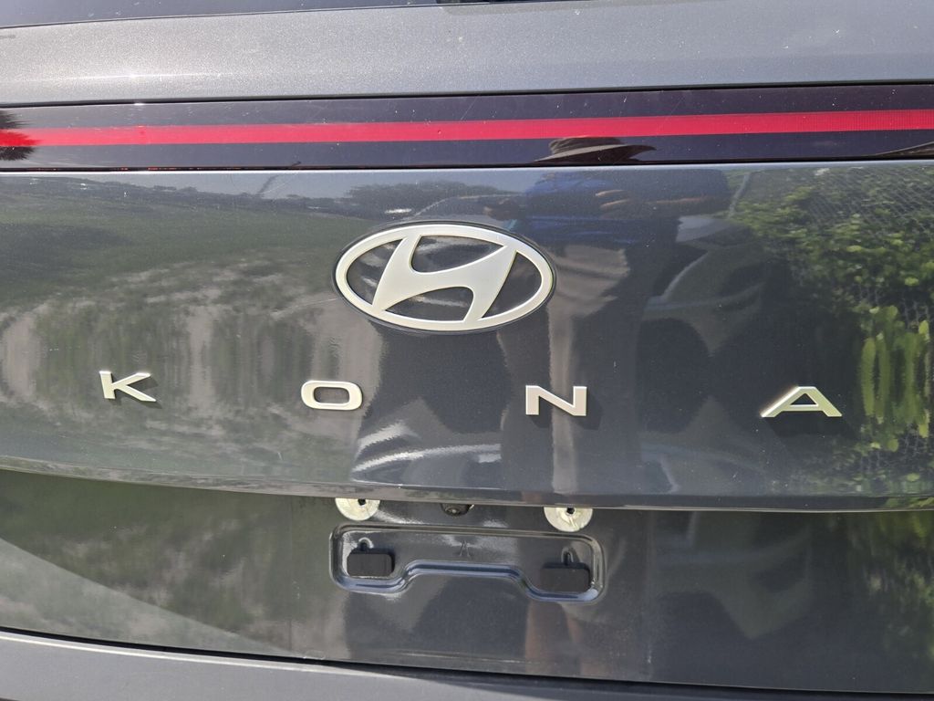 2024 Hyundai Kona SEL - Photo 10