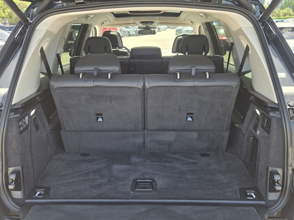 2025 BMW X7 40i - Photo 16