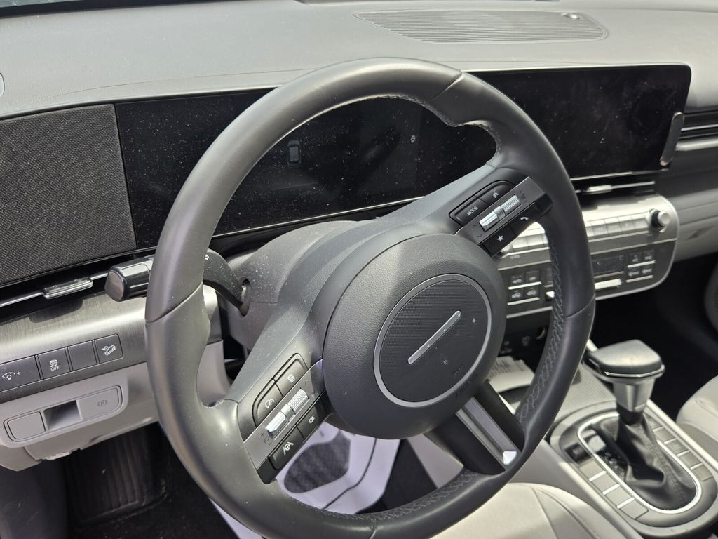 2024 Hyundai Kona SEL - Photo 9
