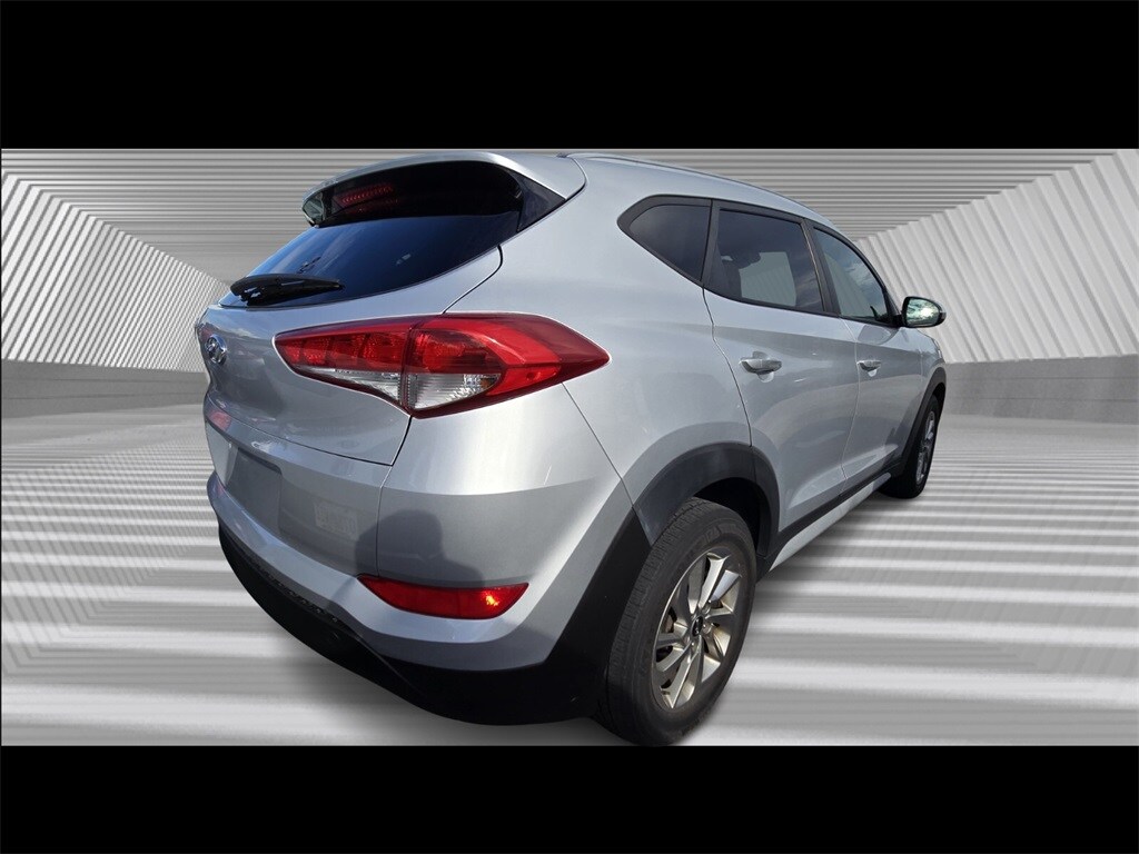 2018 Hyundai Tucson SEL photo 2