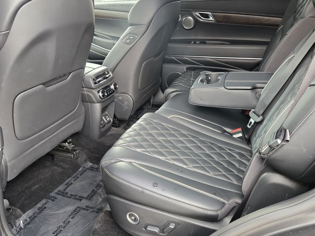 2024 GENESIS GV80 - Photo 11
