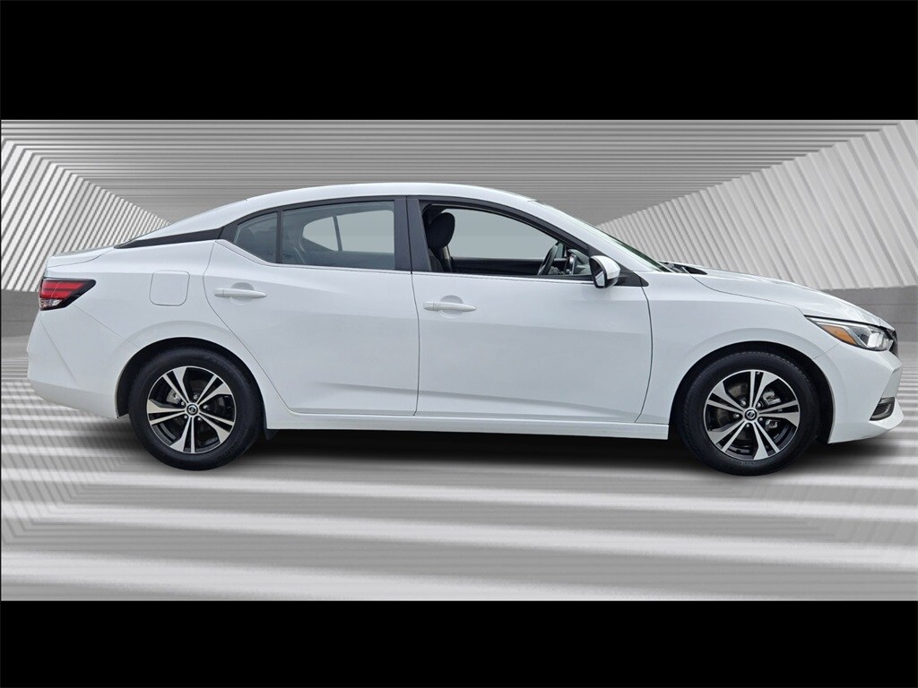 2023 Nissan Sentra SV photo 3