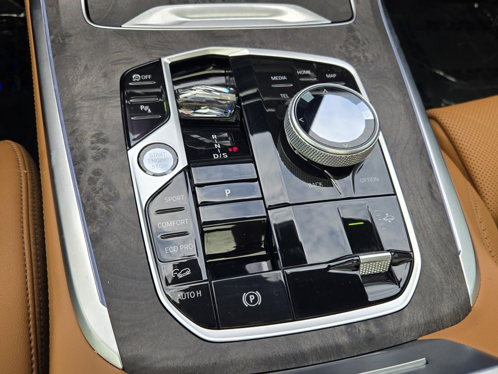 2023 BMW X7 40i - Photo 18