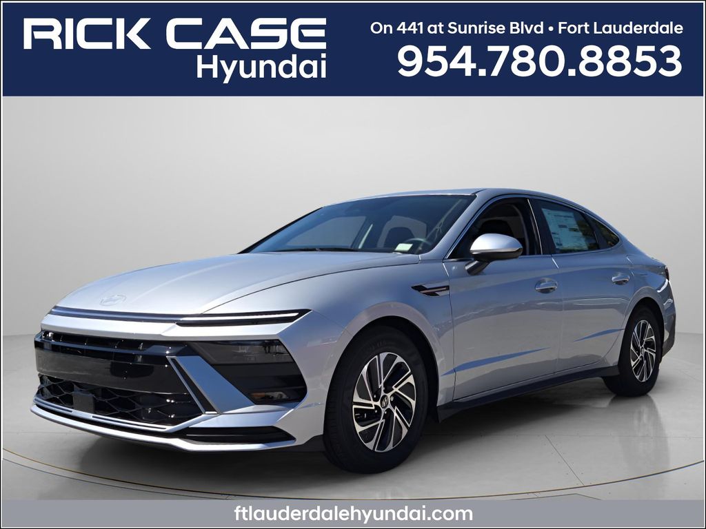 2026 Hyundai Sonata Hybrid Sedan 