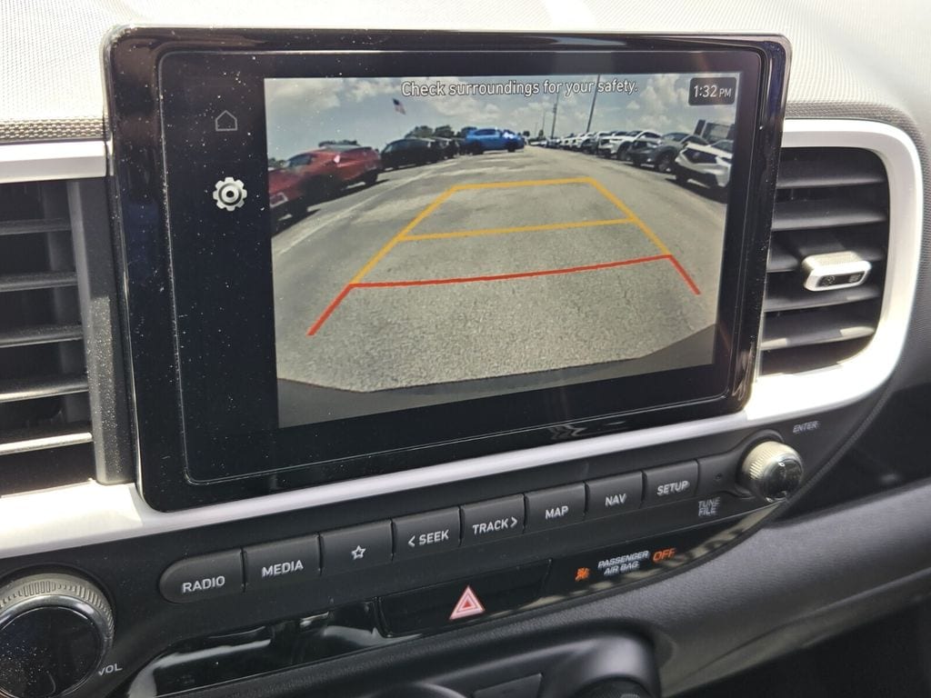 2023 Hyundai Venue Limited - Photo 20