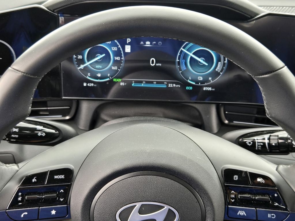 2025 Hyundai Elantra Blue - Photo 25