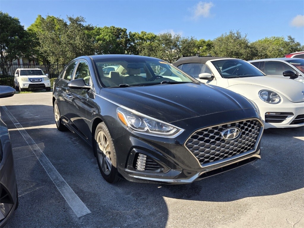 2019 Hyundai Sonata SEL photo 3