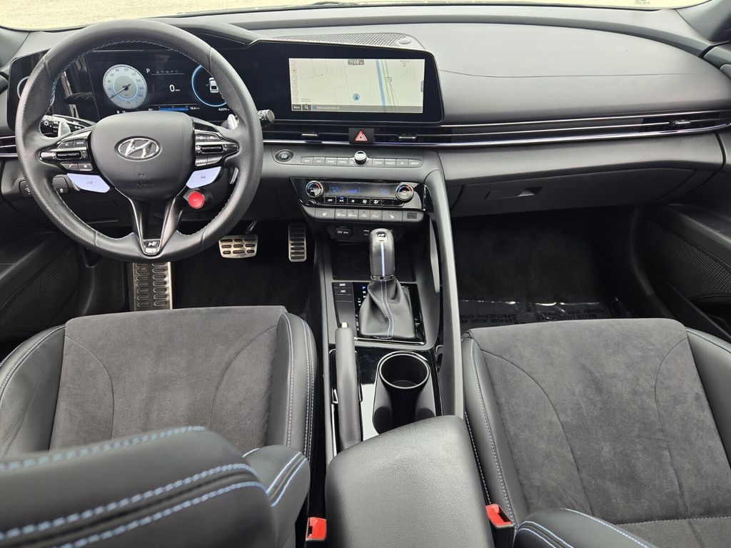 2023 Hyundai Elantra N - Photo 12