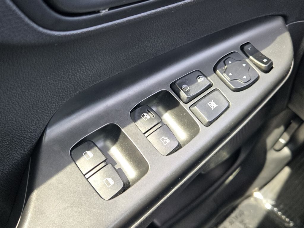 2023 Hyundai Kona SEL - Photo 27