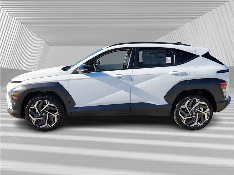 2026 Hyundai Kona SEL photo 2