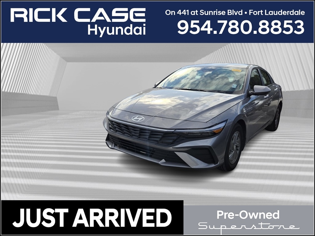 Certified 2025 Hyundai Elantra SE Sedan