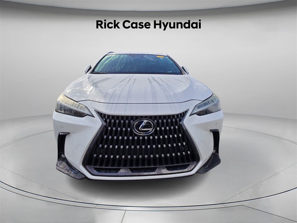 2022 Lexus NX 350 Premium photo 2