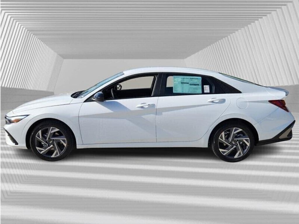 New 2025 Hyundai Elantra SEL Sport Sedan