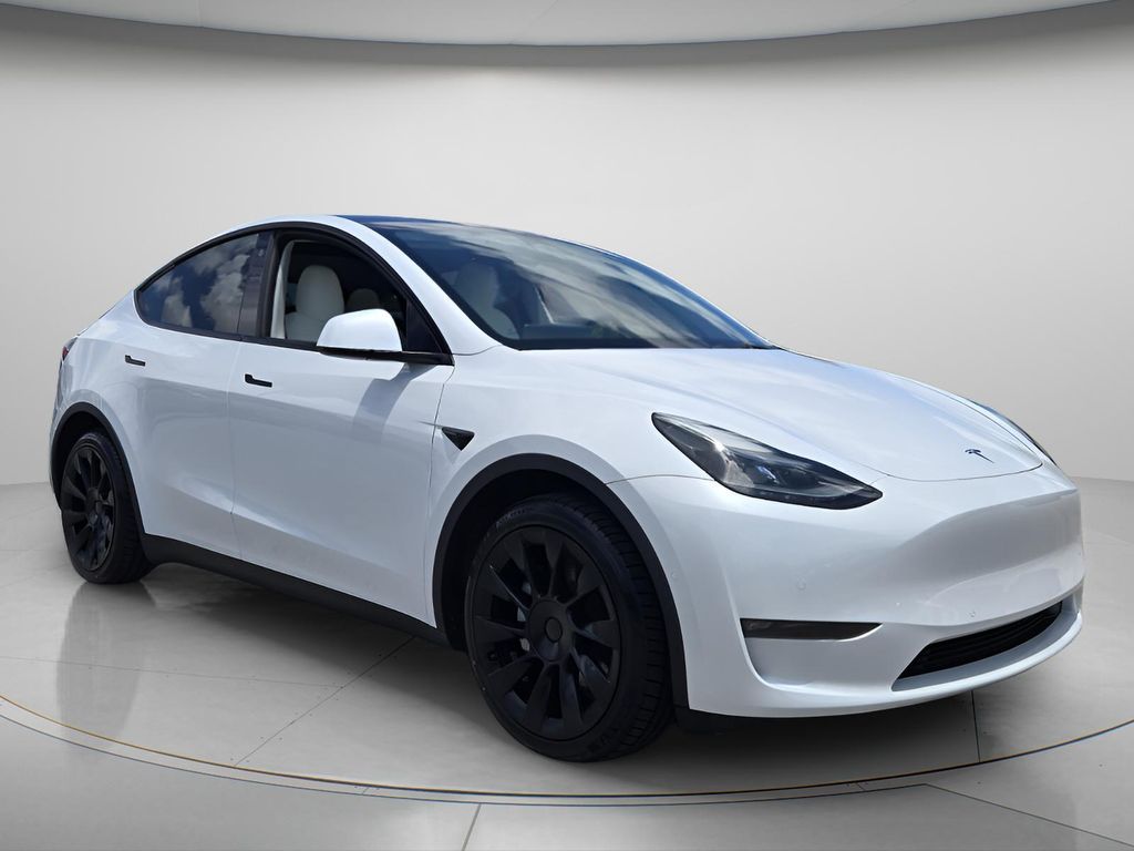 2022 Tesla Model Y Long Range - Photo 9