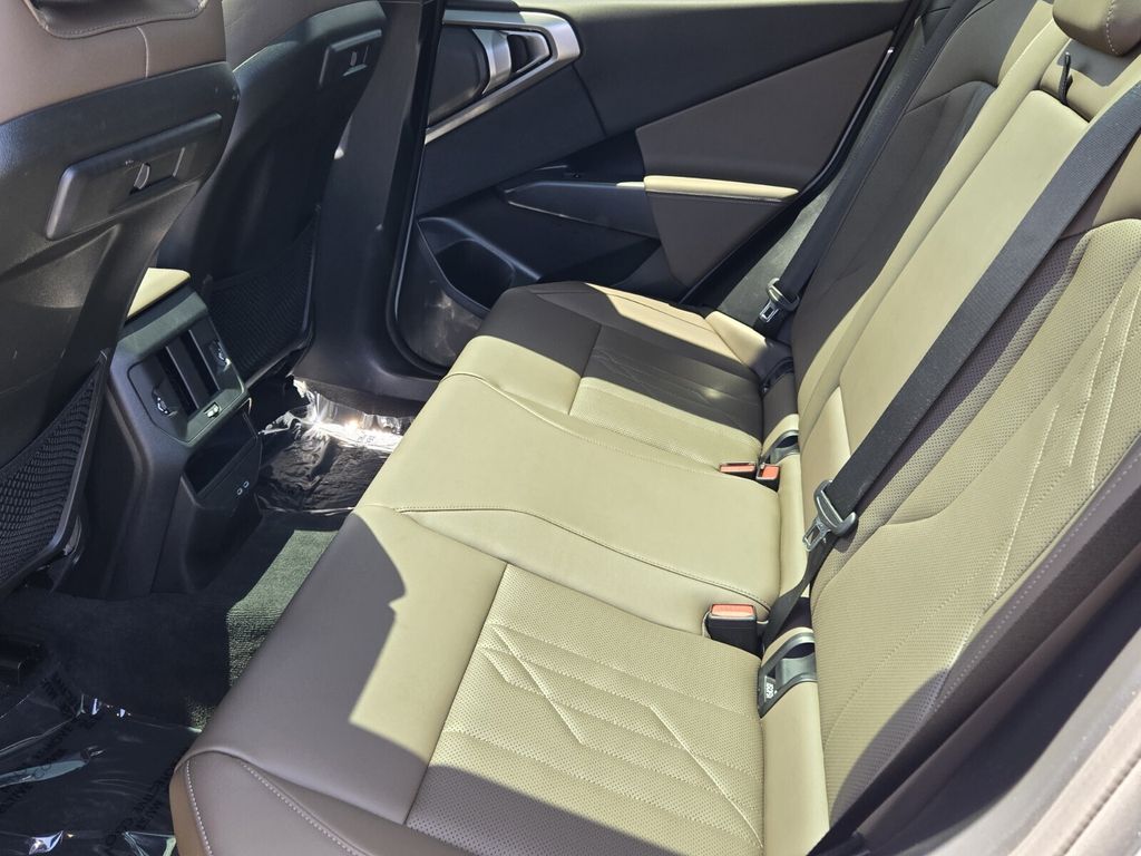 2026 BMW X3 30 - Photo 11