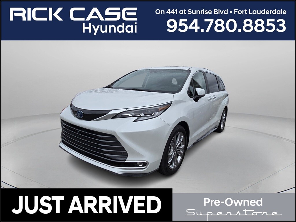 Used 2023 Toyota Sienna Platinum 7 Passenger Van Passenger Van