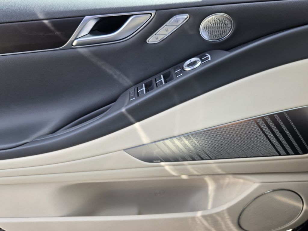 2024 GENESIS G80 Base - Photo 31
