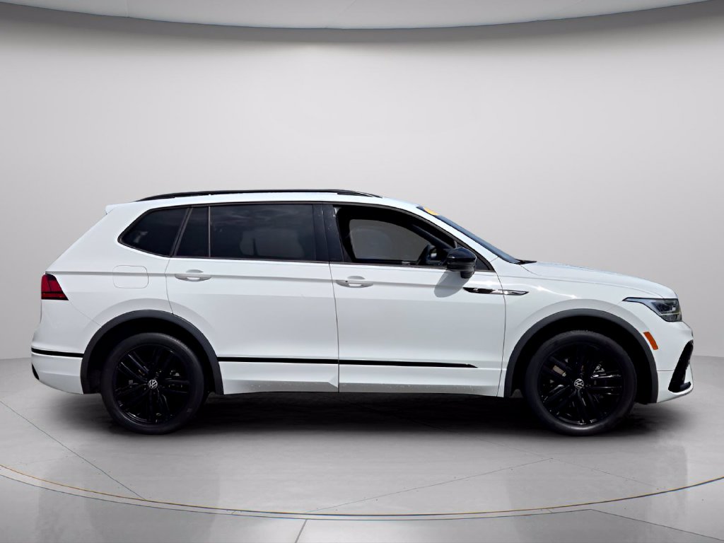 Used 2022 Volkswagen Tiguan 2.0T SE R-Line Black SUV