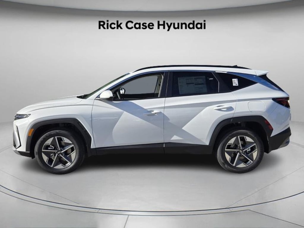 New 2026 Hyundai Tucson Hybrid SEL AWD SUV