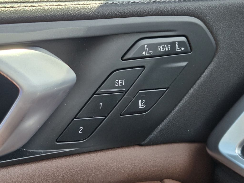 2023 BMW X7 40i - Photo 28