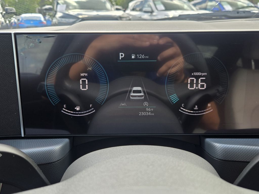 2025 Hyundai Sonata SE - Photo 26