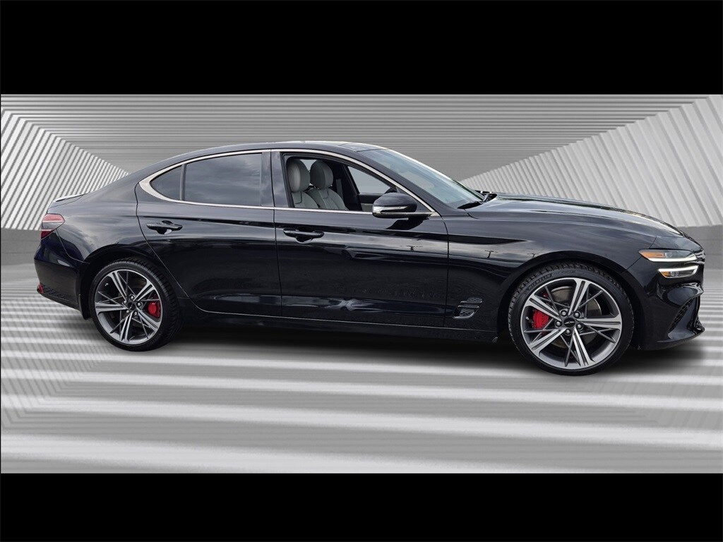 2024 Genesis G70 3.3T Sport Advanced photo 3