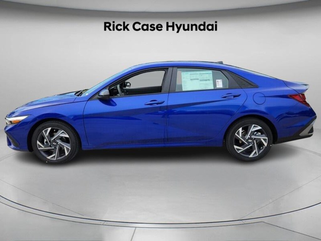 New 2025 Hyundai Elantra SEL Sport Sedan