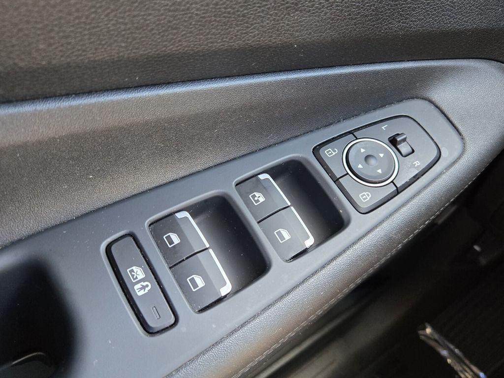 2023 Hyundai Santa Fe SE - Photo 25
