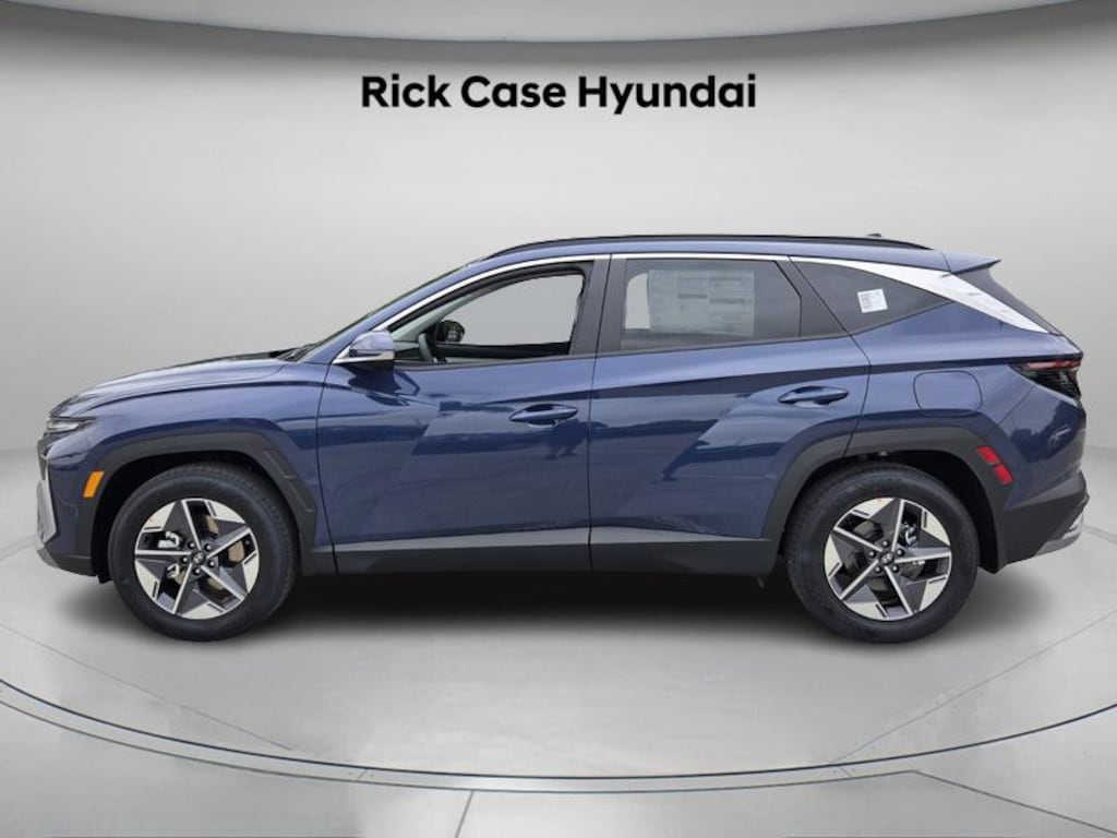 New 2026 Hyundai Tucson SEL Premium FWD SUV