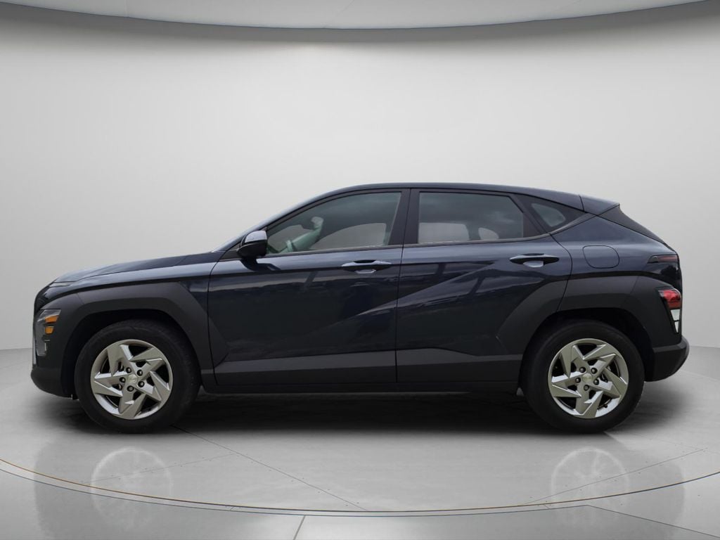2024 Hyundai Kona SE - Photo 3