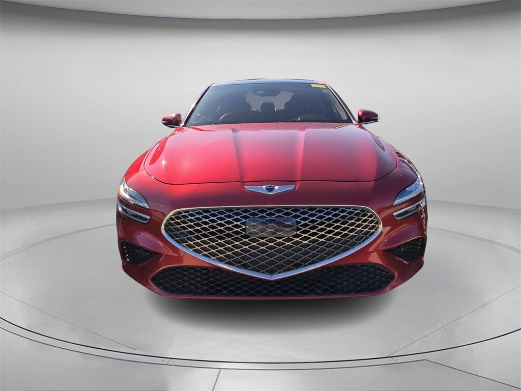 2022 Genesis G70 2.0T Prestige photo 2