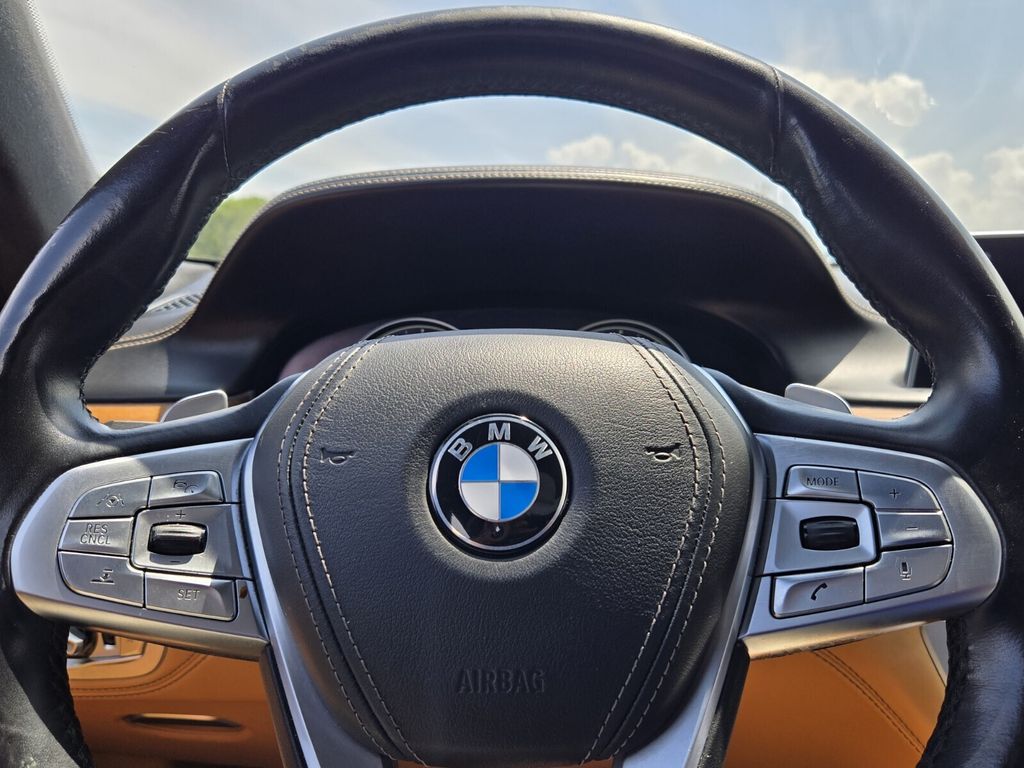 2018 BMW 7 Series 750i - Photo 23