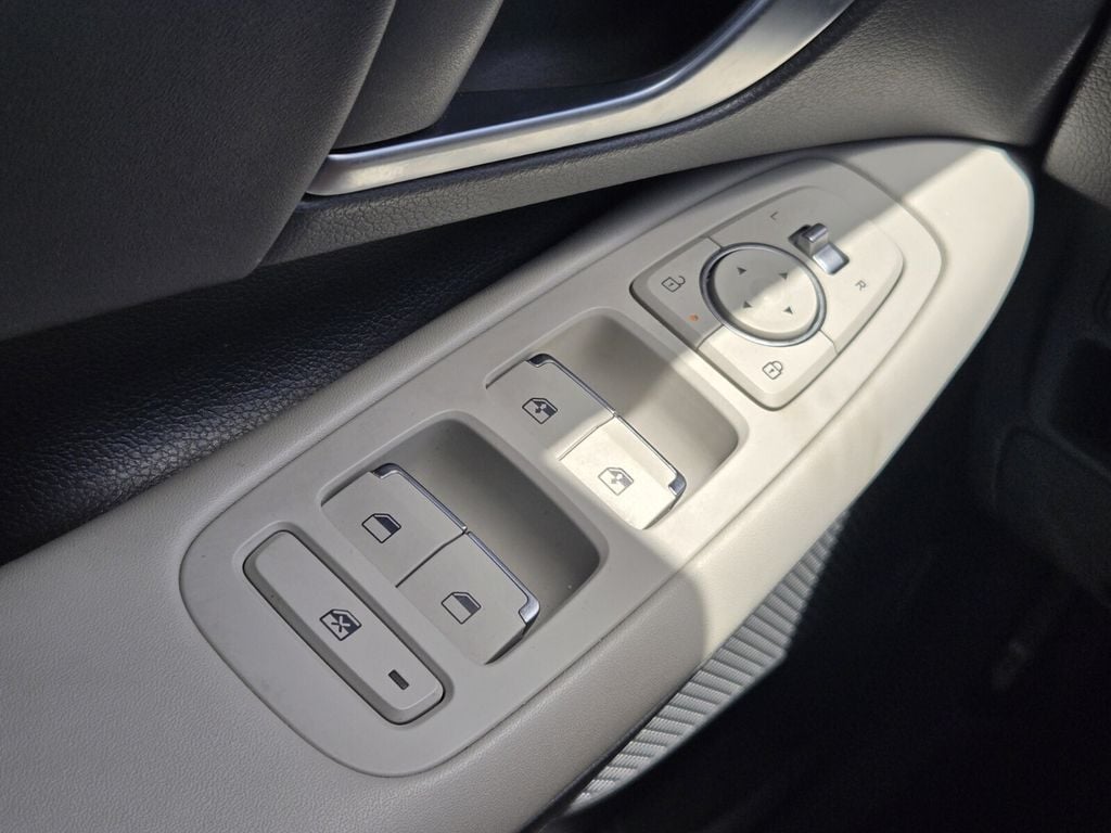 2024 Hyundai Sonata SEL - Photo 23