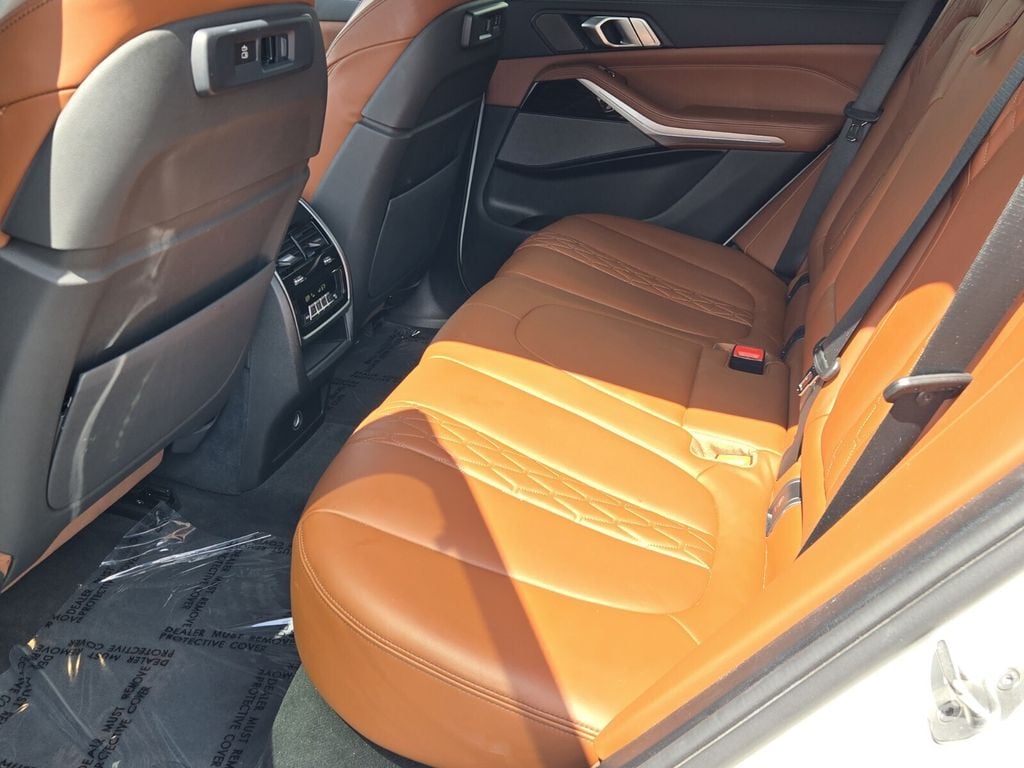 2021 BMW X5 45e - Photo 11