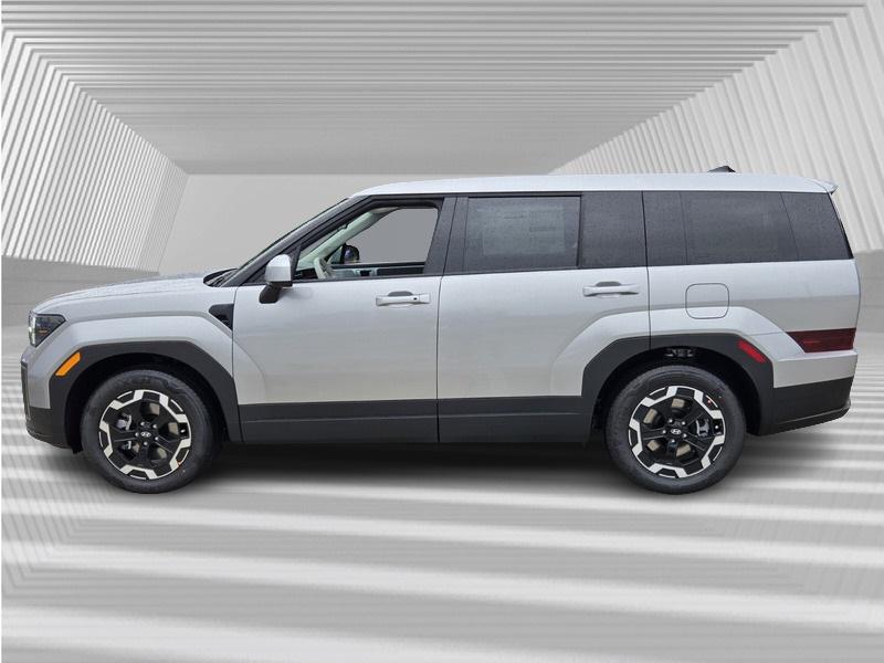 2026 Hyundai Santa Fe SE photo 2