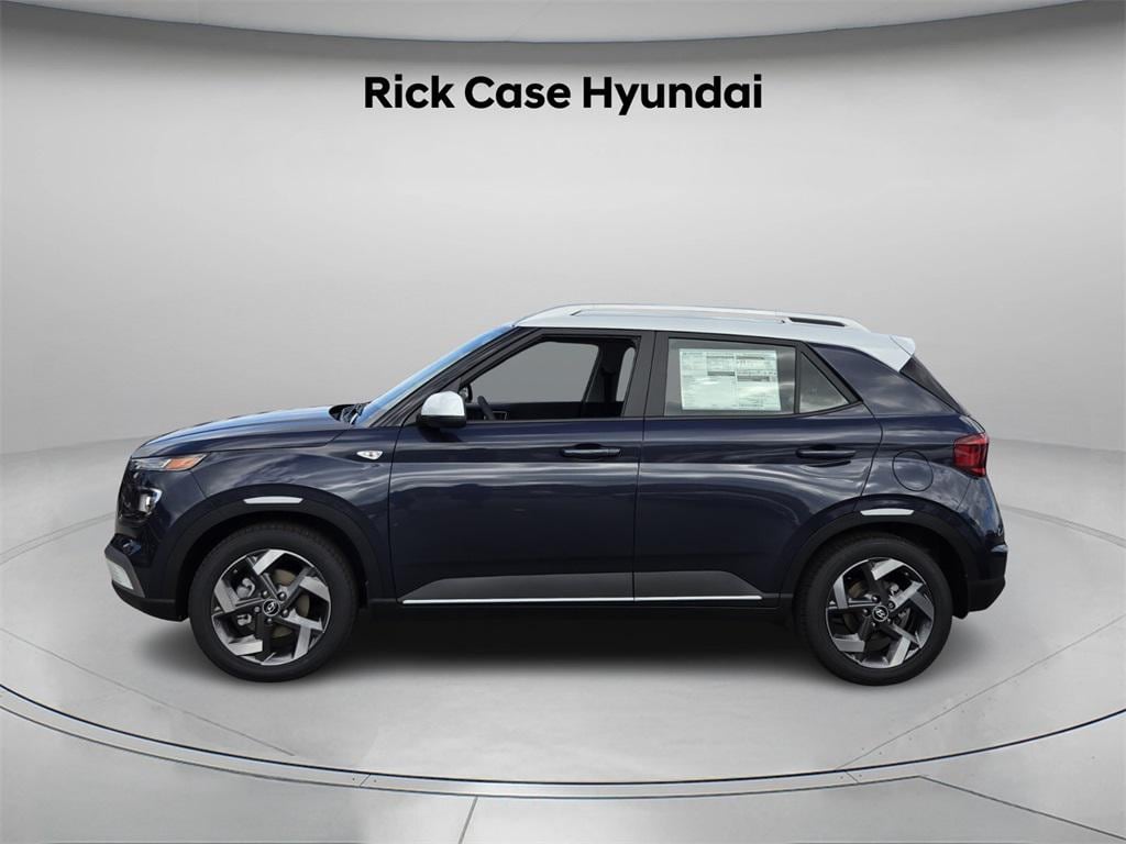 New 2026 Hyundai Venue SEL w/Two-Tone Roof SUV