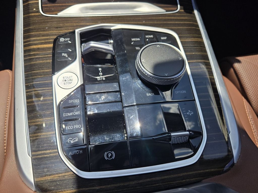 2023 BMW X7 40i - Photo 18