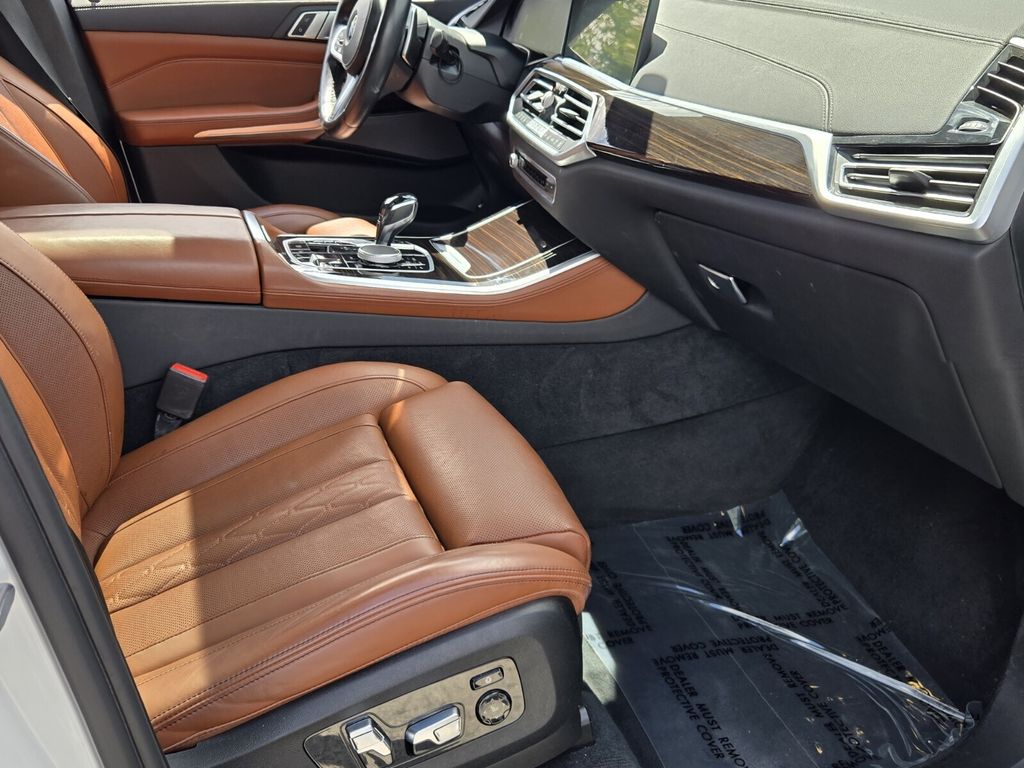 2021 BMW X5 45e - Photo 16