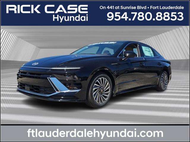 2025 Hyundai Sonata Hybrid Sedan 