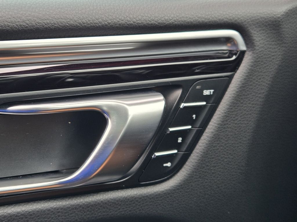 2019 Porsche Macan S - Photo 29
