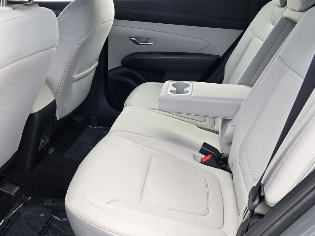 2026 Hyundai Tucson SE - Photo 11