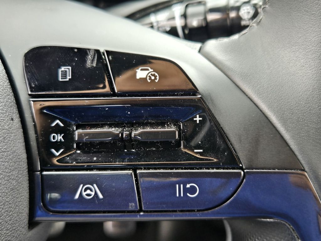 2025 Hyundai Elantra Blue - Photo 23