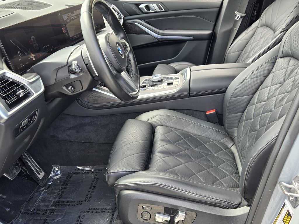 2023 BMW X7 40i - Photo 9